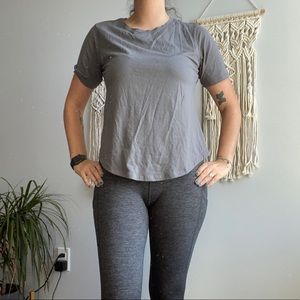 NWT Universal Standard Tee Rex in Slate